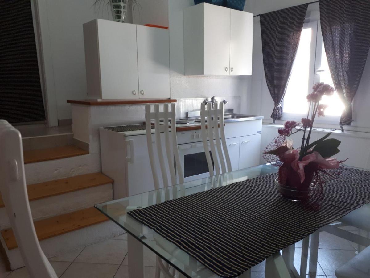 Apartments Petra 23 マリ・ロシニュ エクステリア 写真