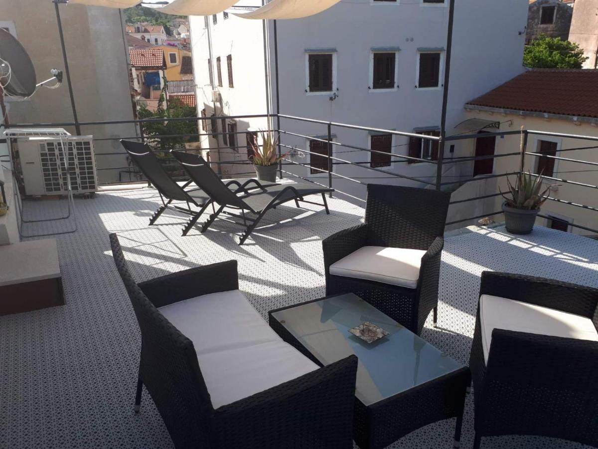 Apartments Petra 23 マリ・ロシニュ エクステリア 写真
