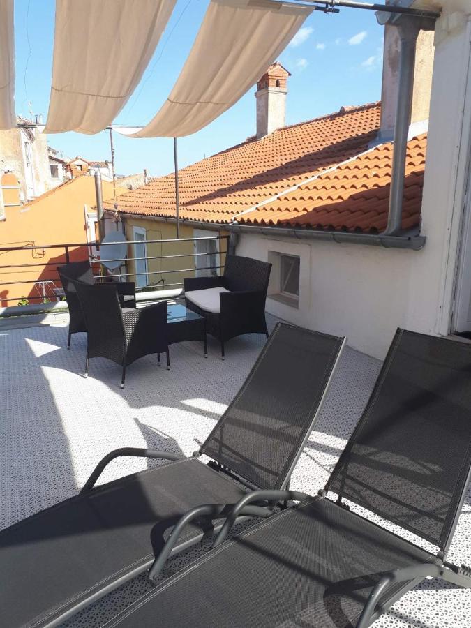 Apartments Petra 23 マリ・ロシニュ エクステリア 写真